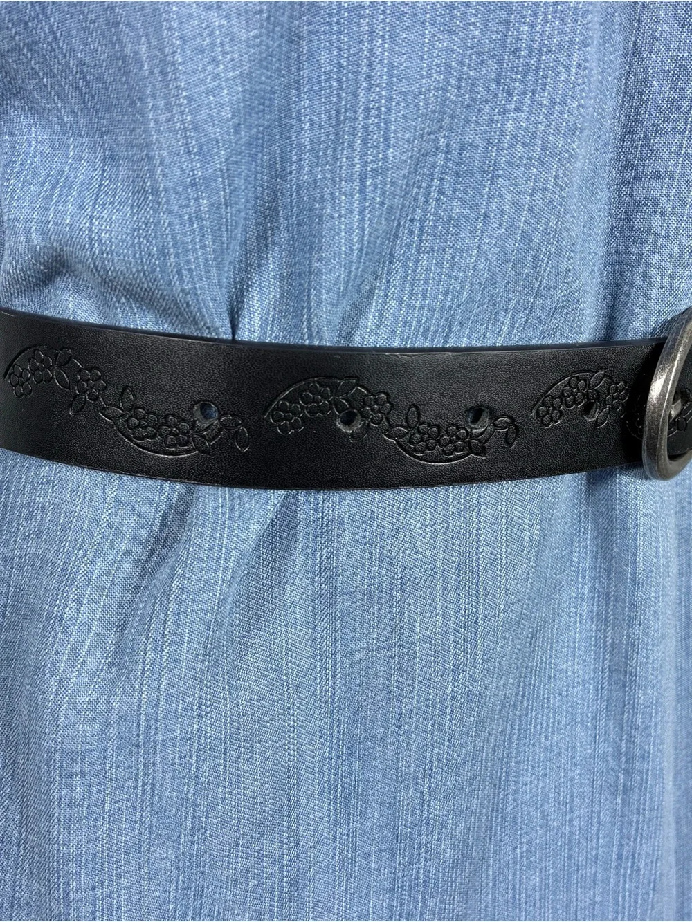 Beverly Hills Polo Club Womens belt L/XL Black Floral Embossed Leather